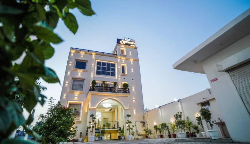 Best Hotel Near Ram Mandir Ayodhya
